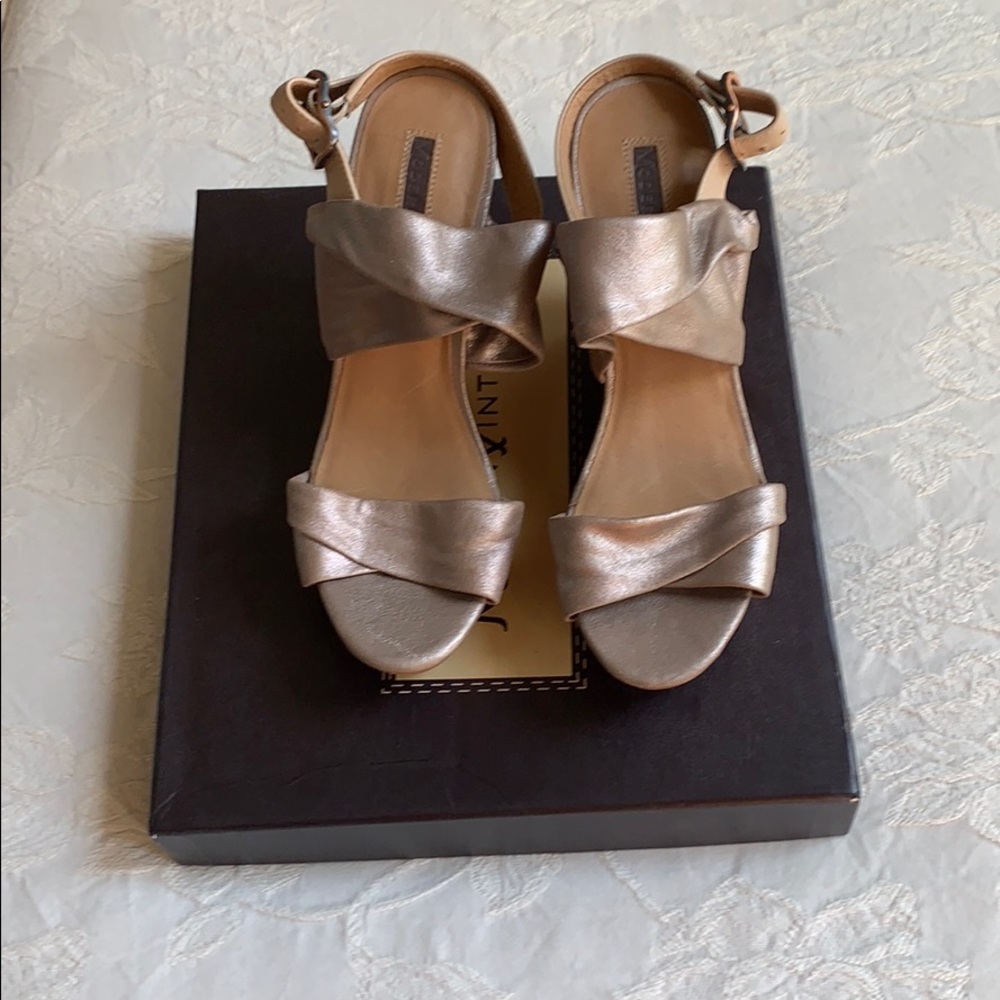 Pink gold/rose/Nude colour from Holt Renfrew Brandnew without tags.